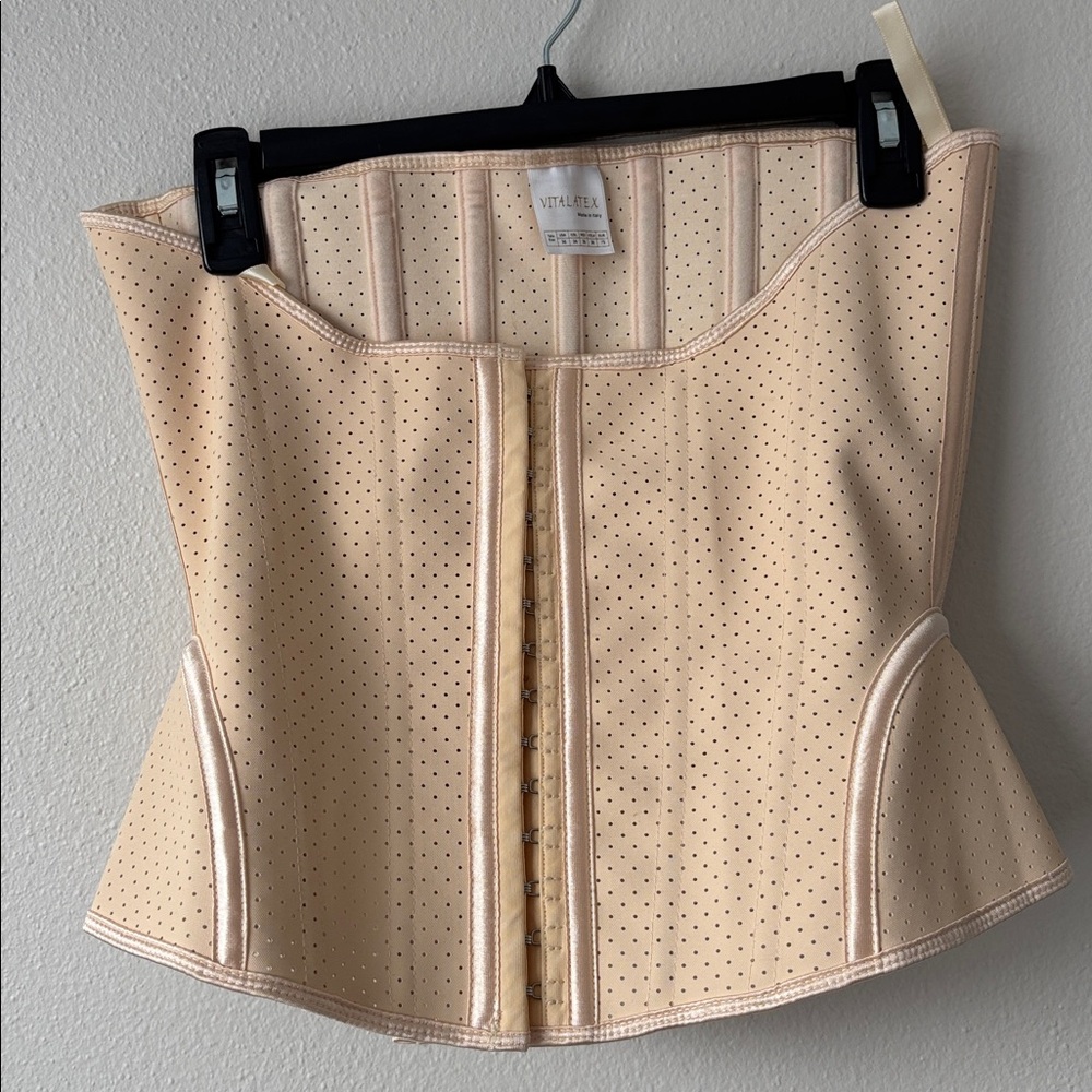 NWOT Vitalatex Italy Nude Corset Trainer Small Latex Blend size large shapewear